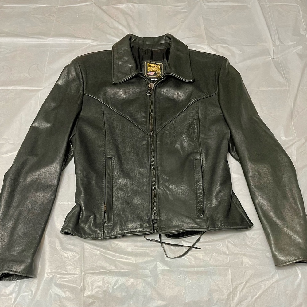 Ladies Size 16 PROTECH 100% Leather Motorcycle/Biker Jacket MADE IN USA